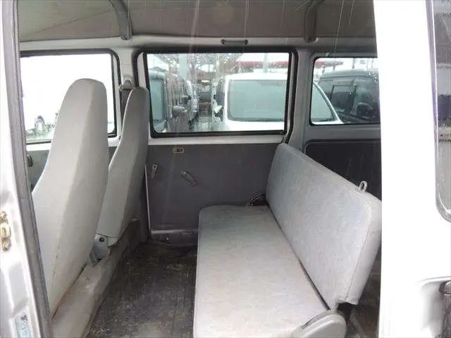 日産 クリッパーバン LE-U71V(2WD)の写真45