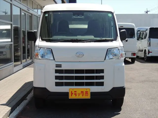 ダイハツ ハイゼットバン 3BD-S700V(2WD)の写真2