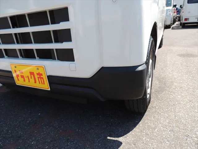 ダイハツ ハイゼットバン 3BD-S700V(2WD)の写真10