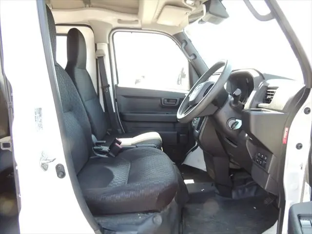 ダイハツ ハイゼットバン 3BD-S700V(2WD)の写真36