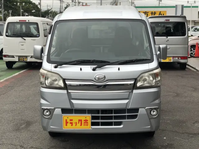ダイハツ ハイゼットトラック EBD-S500P(2WD)の写真2