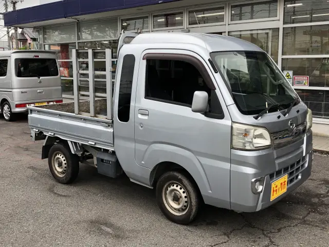 ダイハツ ハイゼットトラック EBD-S500P(2WD)の写真4