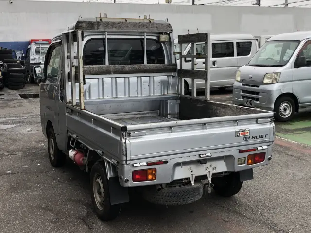 ダイハツ ハイゼットトラック EBD-S500P(2WD)の写真9