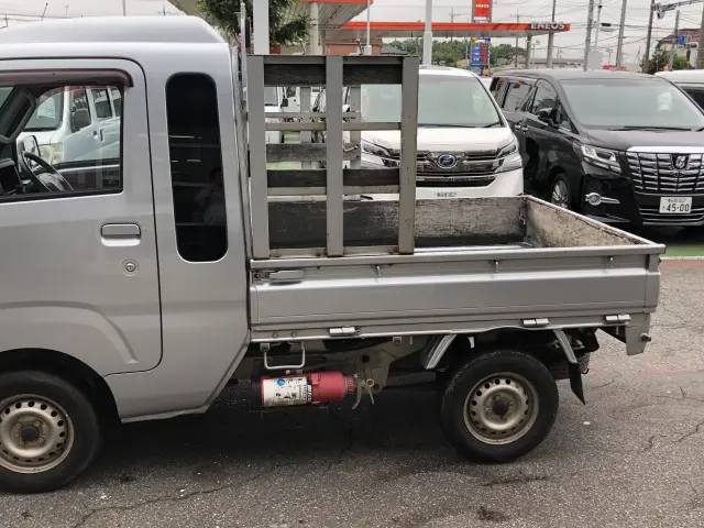 ダイハツ ハイゼットトラック EBD-S500P(2WD)の写真12