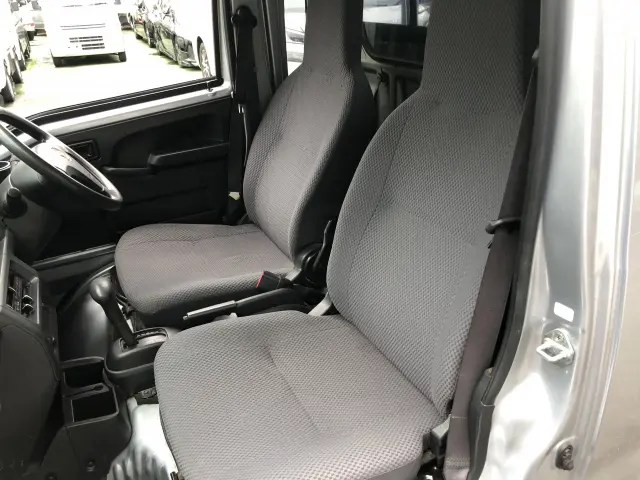 ダイハツ ハイゼットトラック EBD-S500P(2WD)の写真30