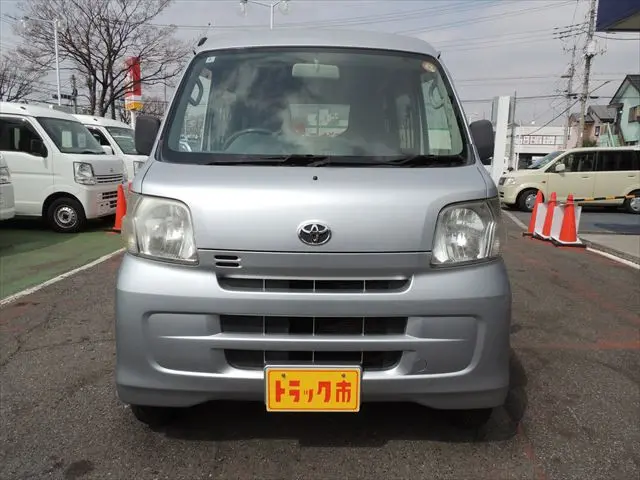トヨタ ピクシスバン EBD-S321M(2WD)の写真2