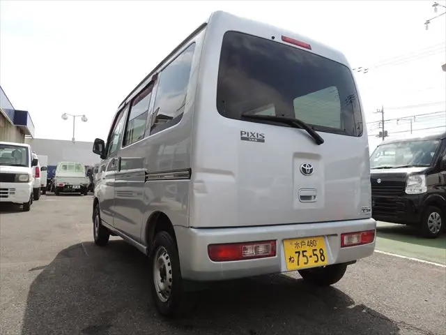 トヨタ ピクシスバン EBD-S321M(2WD)の写真15