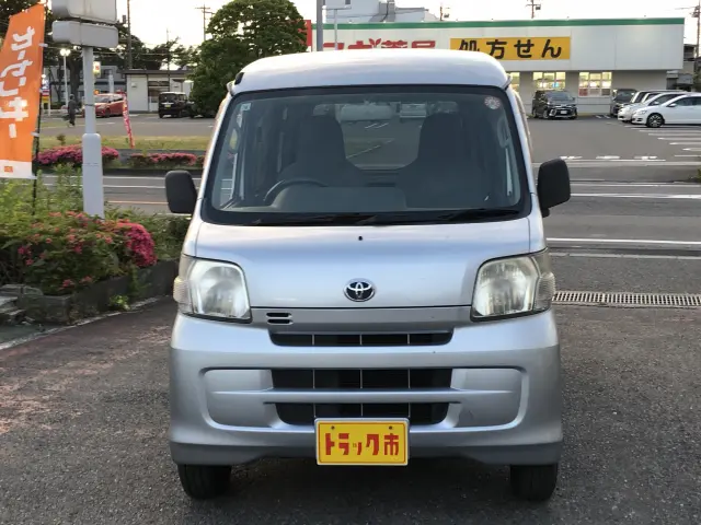 トヨタ ピクシスバン EBD-S321M(2WD)の写真2