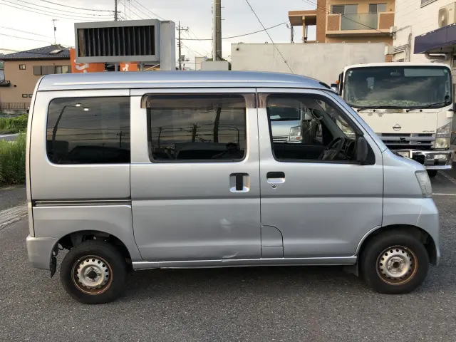 トヨタ ピクシスバン EBD-S321M(2WD)の写真5