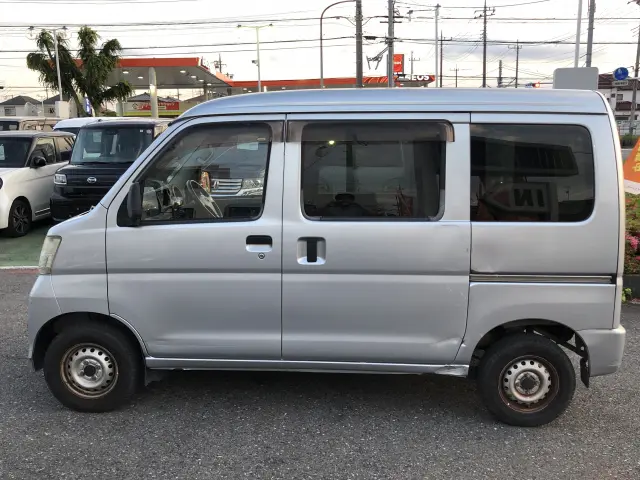 トヨタ ピクシスバン EBD-S321M(2WD)の写真13