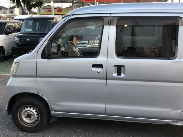 トヨタ ピクシスバン EBD-S321M(2WD)の写真15