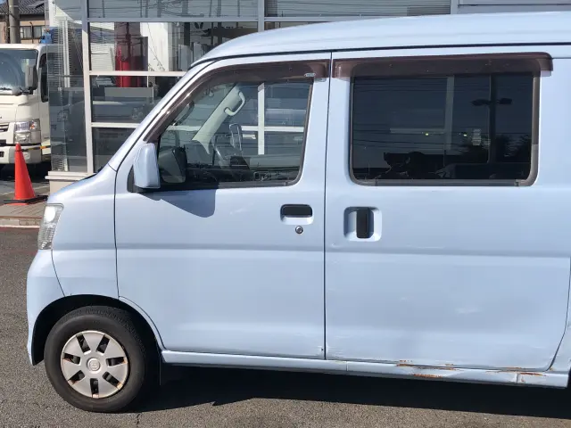 スバル サンバー バン EBD-S321B(2WD)の写真12