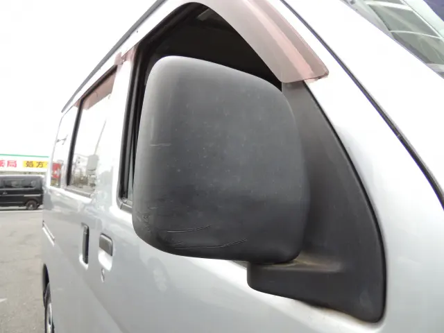 スバル サンバー バン EBD-S321B(2WD)の写真3