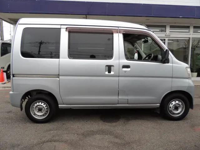 スバル サンバー バン EBD-S321B(2WD)の写真11