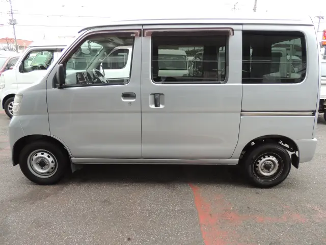 スバル サンバー バン EBD-S321B(2WD)の写真20