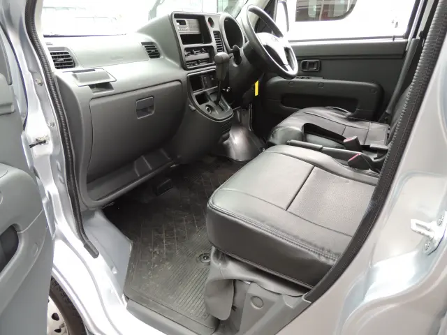 スバル サンバー バン EBD-S321B(2WD)の写真42