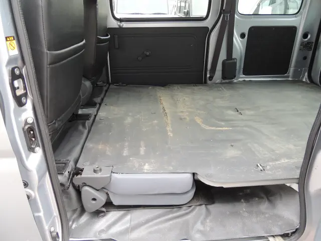 スバル サンバー バン EBD-S321B(2WD)の写真46