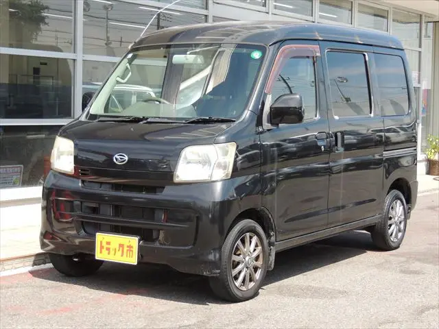 ダイハツ ハイゼットバン EBD-S321V(2WD)の写真1