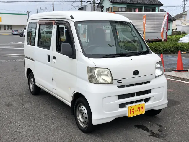 トヨタ ピクシスバン EBD-S321M(2WD)の写真3