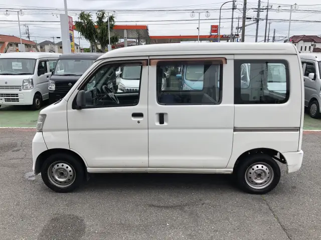 トヨタ ピクシスバン EBD-S321M(2WD)の写真11