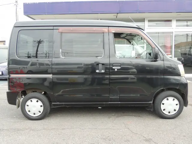 ダイハツ ハイゼットバン EBD-S321V(2WD)の写真5