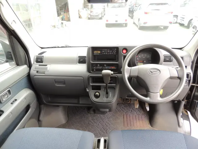 ダイハツ ハイゼットバン EBD-S321V(2WD)の写真38