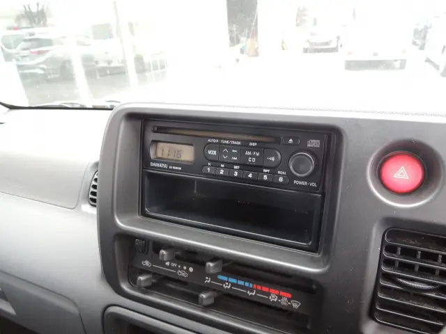 ダイハツ ハイゼットバン EBD-S321V(2WD)の写真44