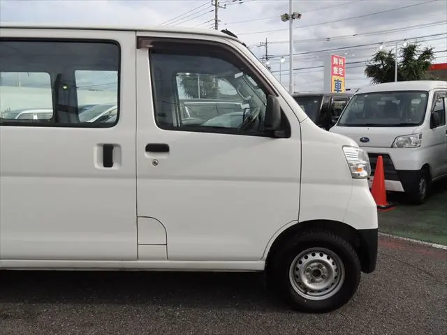 トヨタ ピクシスバン EBD-S321M(2WD)の写真11