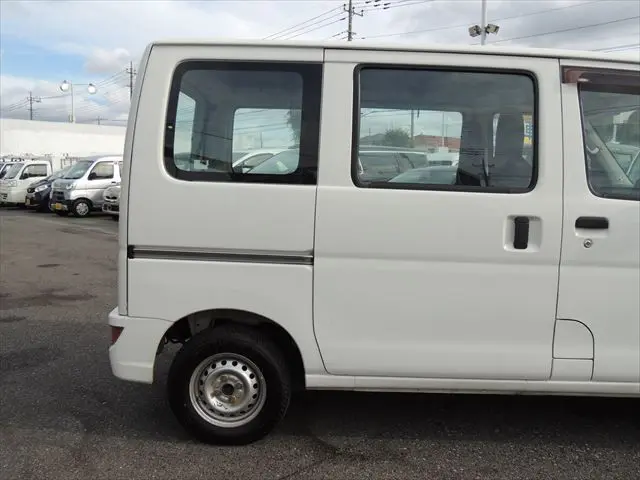 トヨタ ピクシスバン EBD-S321M(2WD)の写真12