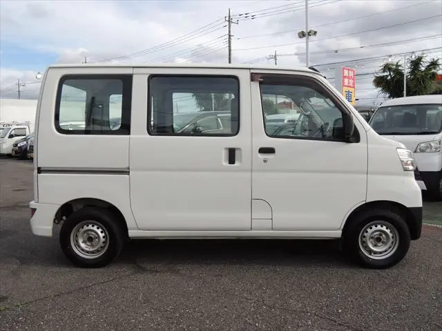 トヨタ ピクシスバン EBD-S321M(2WD)の写真13