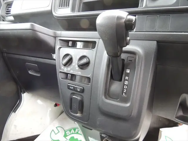 トヨタ ピクシスバン EBD-S321M(2WD)の写真43