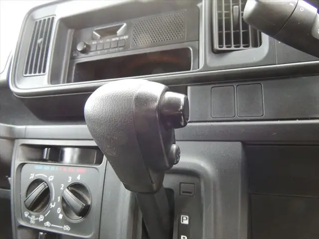 トヨタ ピクシスバン EBD-S321M(2WD)の写真45