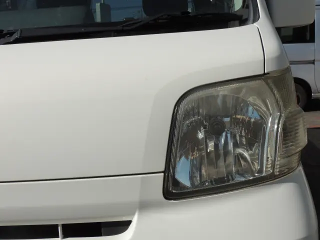 ダイハツ ハイゼットバン EBD-S321V(4WD)の写真17