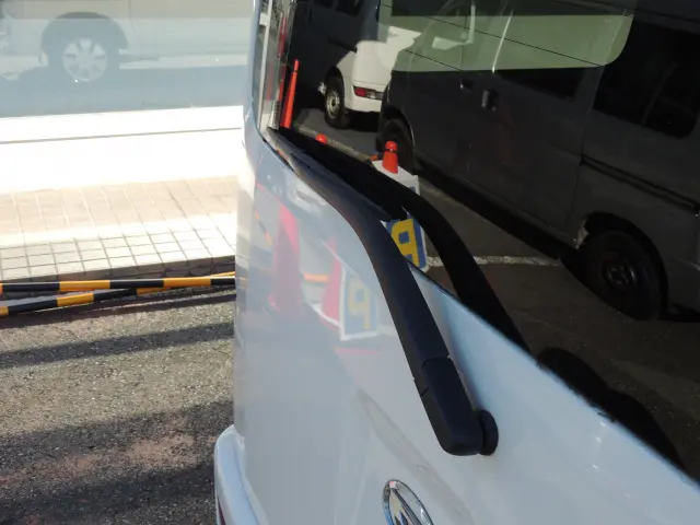 ダイハツ ハイゼットバン EBD-S321V(4WD)の写真22