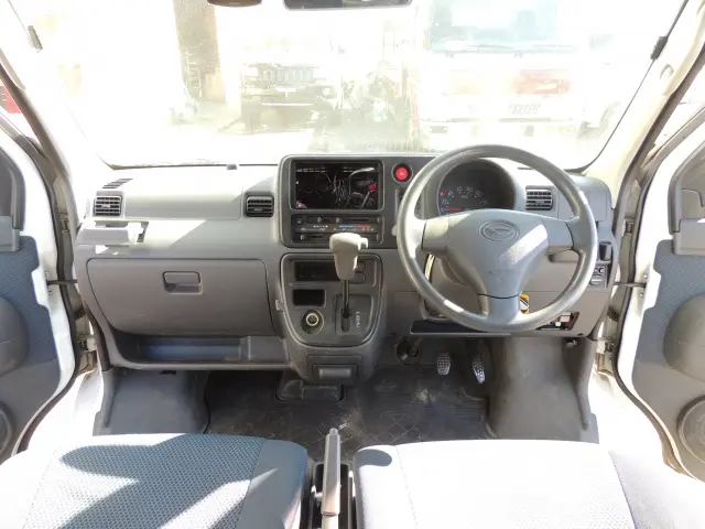 ダイハツ ハイゼットバン EBD-S321V(4WD)の写真34