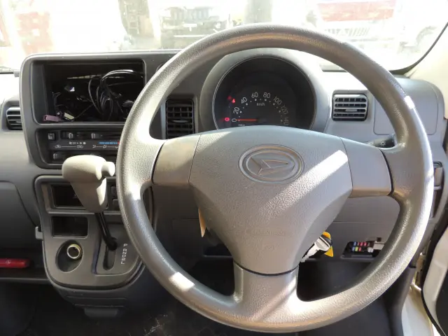 ダイハツ ハイゼットバン EBD-S321V(4WD)の写真40