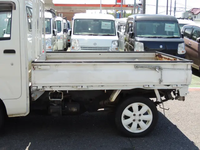 ダイハツ ハイゼットトラック EBD-S510P(4WD)の写真14