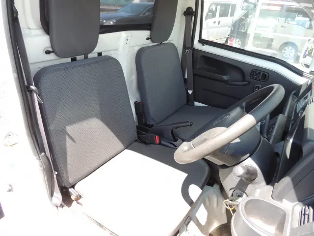 ダイハツ ハイゼットトラック EBD-S510P(4WD)の写真25