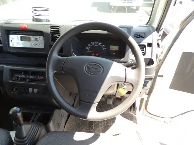 ダイハツ ハイゼットトラック EBD-S510P(4WD)の写真32