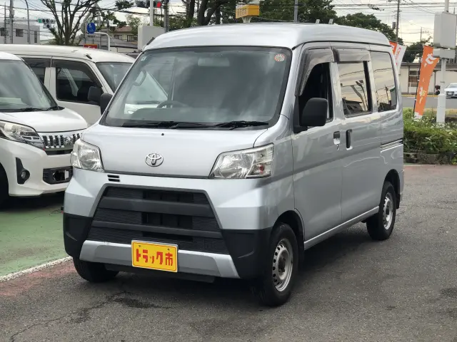 トヨタ ピクシスバン 3BD-S321M(2WD)の写真1