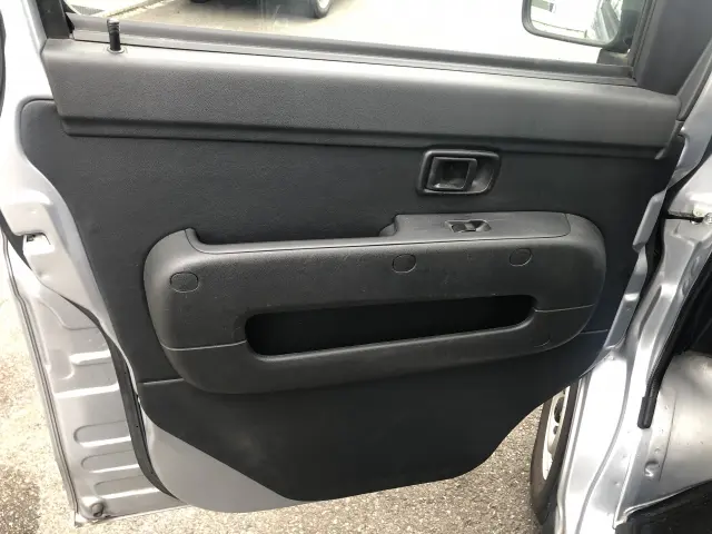 トヨタ ピクシスバン 3BD-S321M(2WD)の写真32