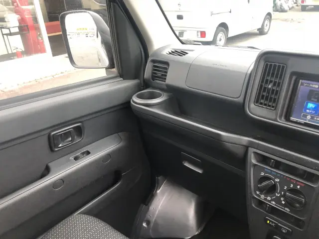 トヨタ ピクシスバン 3BD-S321M(2WD)の写真46