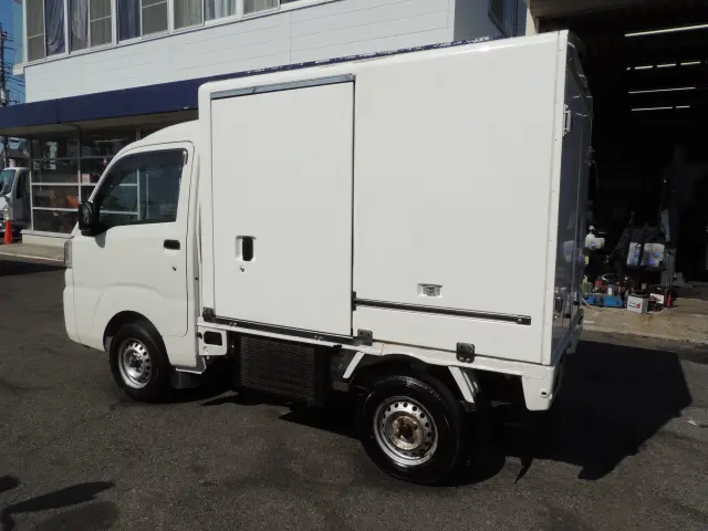 ダイハツ ハイゼットトラック EBD-S500P(2WD)の写真20