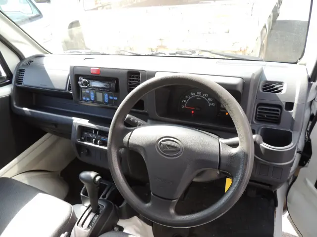 ダイハツ ハイゼットトラック EBD-S500P(2WD)の写真25