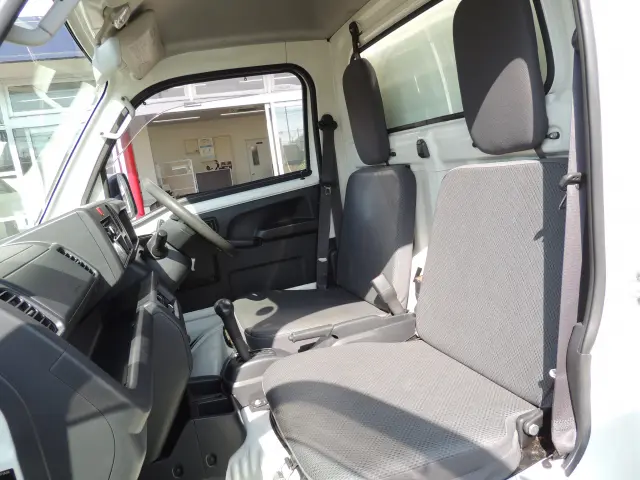 ダイハツ ハイゼットトラック EBD-S500P(2WD)の写真39