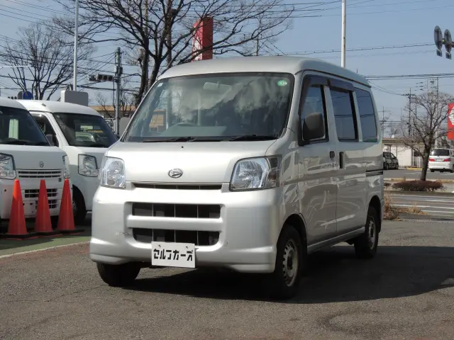 カーゴ660デラックス ハイルーフ|ダイハツ ハイゼットバン LE-S320V(2WD)の写真1