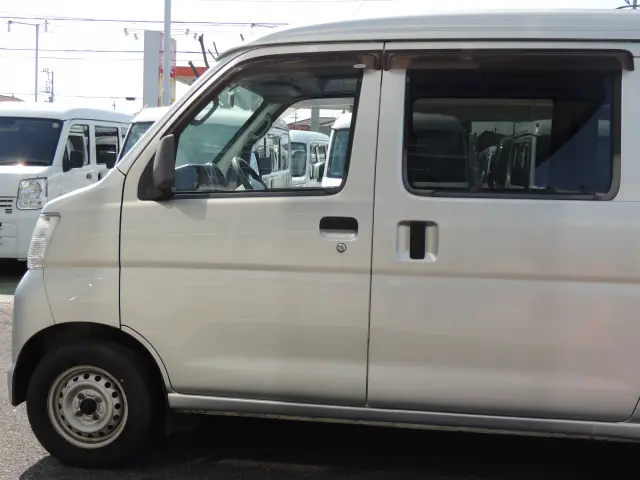 ダイハツ ハイゼットバン LE-S320V(2WD)の写真15