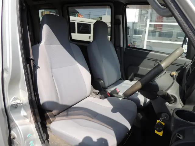 ダイハツ ハイゼットバン LE-S320V(2WD)の写真25