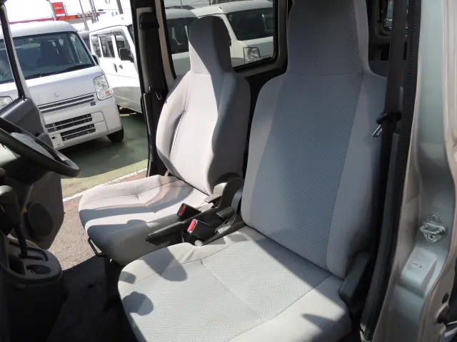 ダイハツ ハイゼットバン LE-S320V(2WD)の写真35
