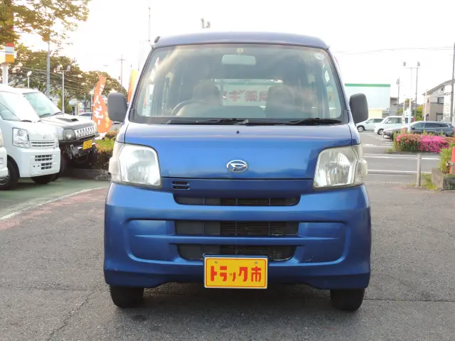 ダイハツ ハイゼットバン EBD-S331V(4WD)の写真2